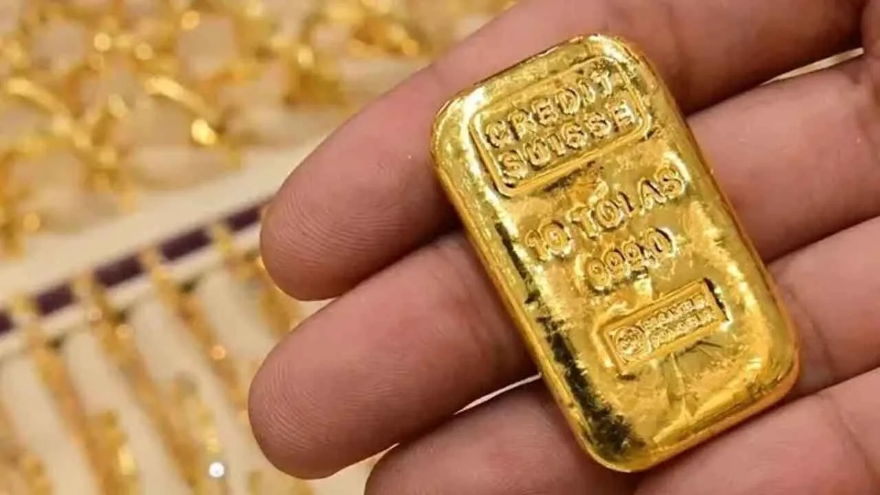 As Dhanteras approaches, a time traditionally marked by fervent gold buying in Odisha, the region&rsquo;s gold markets are witnessing an unexpected slump. 