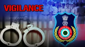 In a significant operation on Tuesday, the Odisha Vigilance apprehended Biswanath Das, a Village Agriculture Worker (VAW) stationed at the Kishorenagar block in Angul district, for accepting a bribe of ₹20,000 from an empanelled NGO.