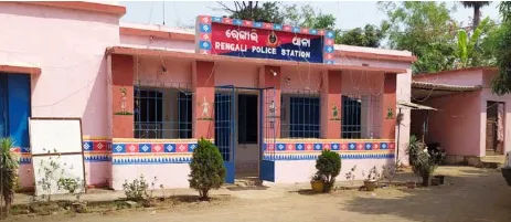 A disturbing attempt to abduct a schoolboy was reported on Tuesday in Bhaliabeda village, under the Rengali police limits in Sambalpur distric