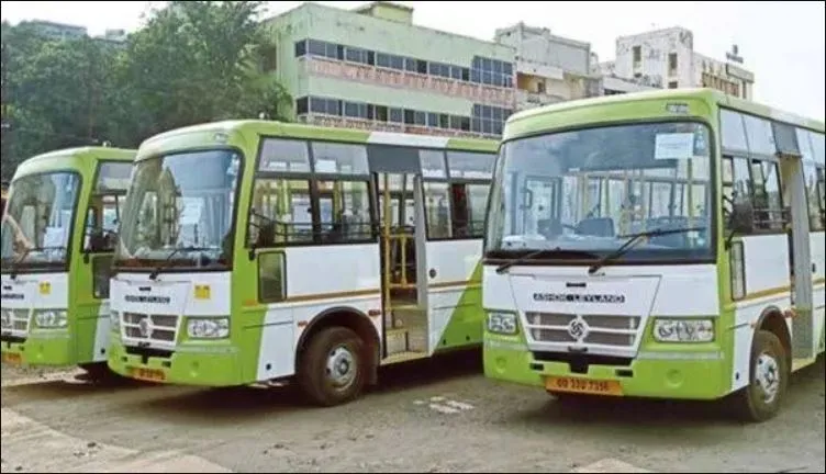 ‘Mo Bus’ vehicles remained stranded